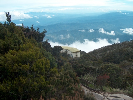 Uitzicht halverwege Mount Kinabalu