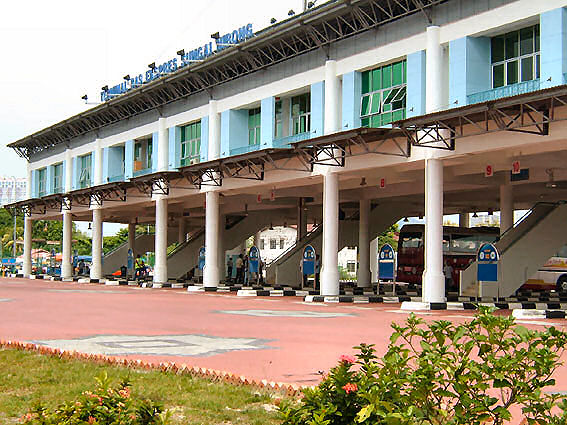 Het bus station Sungai Nibong