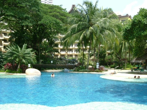 het zwembad van de Rasa Sayang